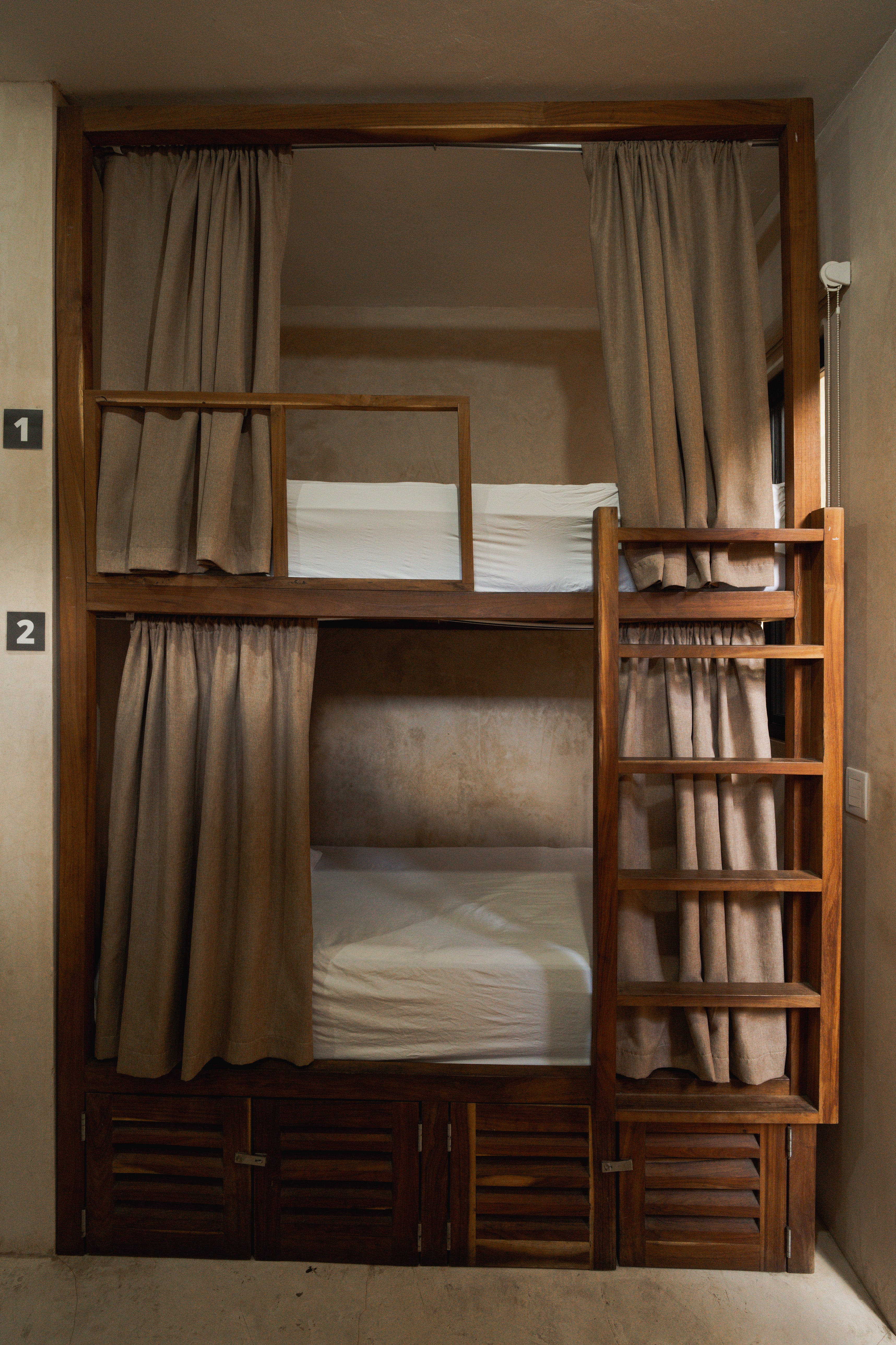 Dormitorio femenino 4 camas